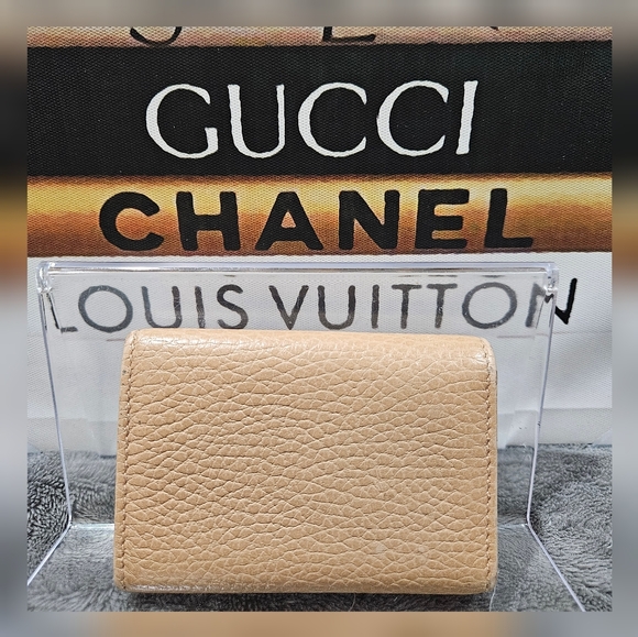 GUCCI Leather 6 Rings Key Case Beige EUC - Picture 2 of 6